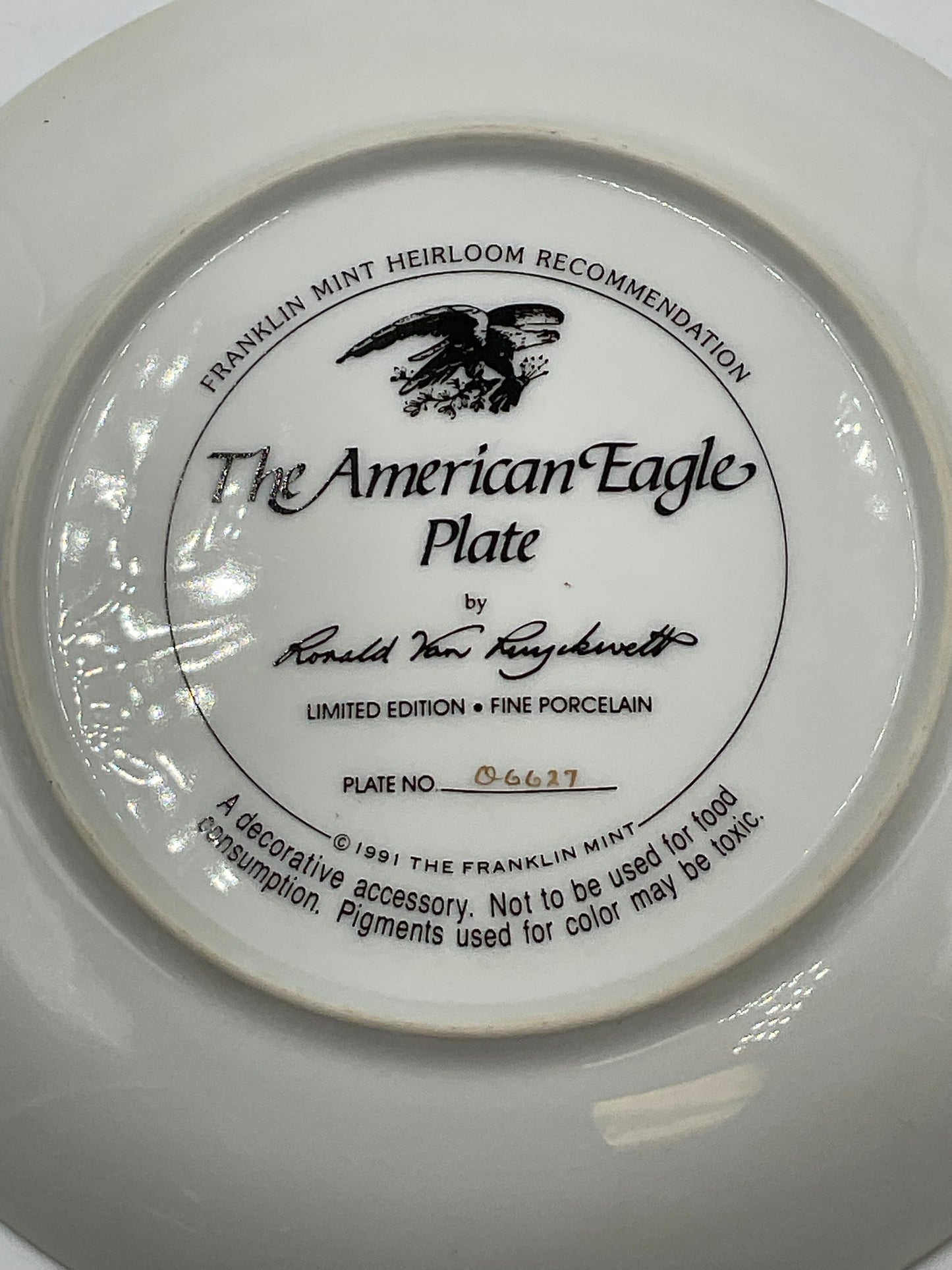 American Eagle Plate By Ronald Van Ruyckevelt Franklin Mint