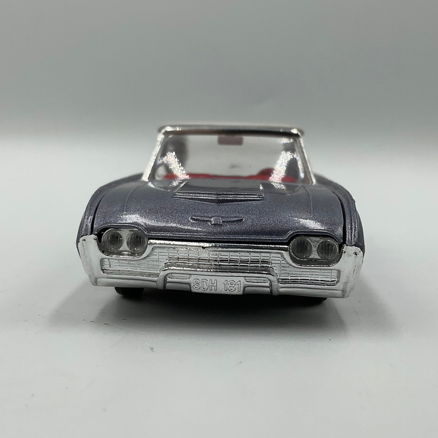 1/43 Scale Grey 1961 Ford Thunderbird Die-Cast Scale Model Replica Car