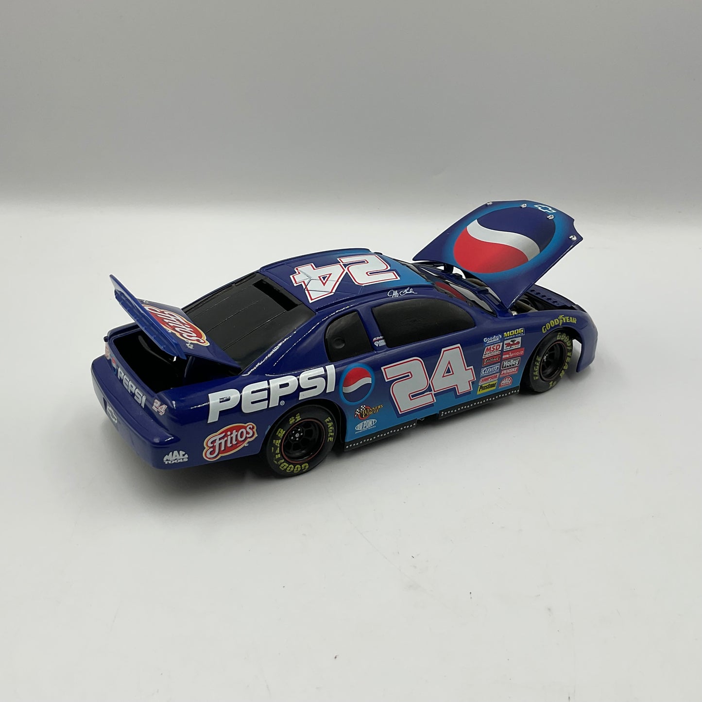Jeff Gordon #24 Pepsi 1:24 Scale Die-cast Replica