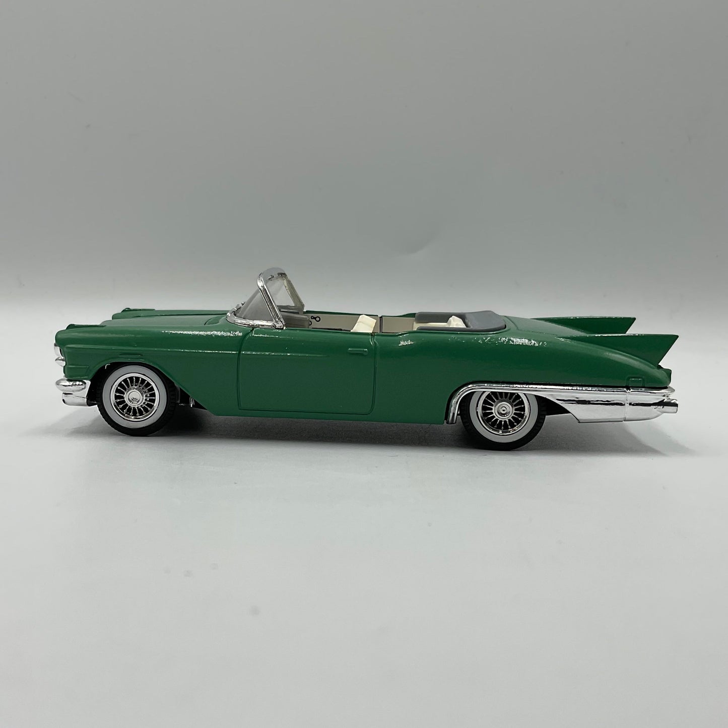 1958 Cadillac Eldorado Biarritz Vintage 1/43 Scale Model Die-Cast Scale Model Replica Car
