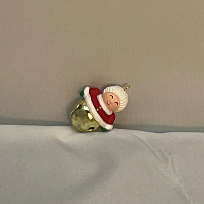 2002 Christmas Bells #8, Miniature