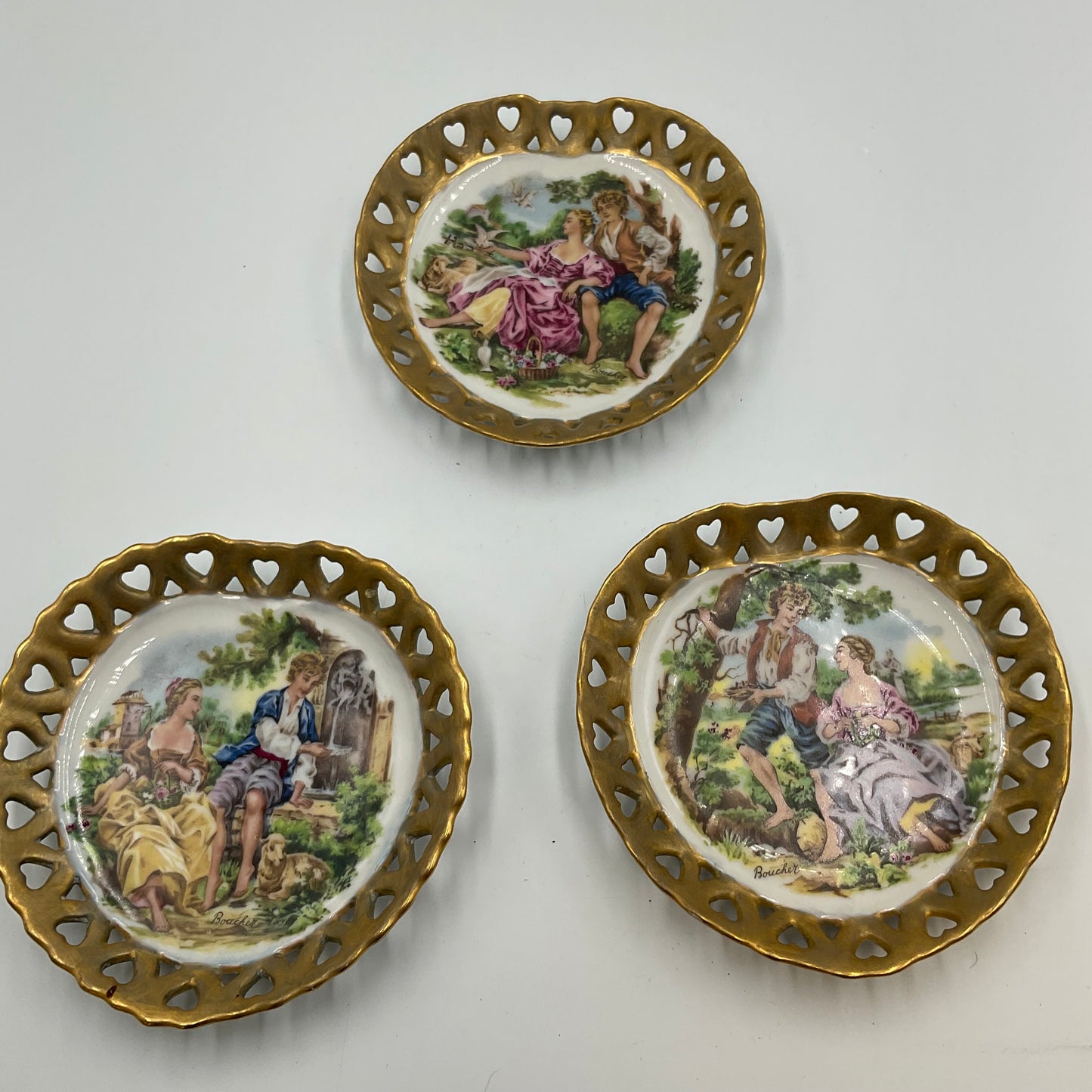 Vintage Porcelain Plate Couples Scene Set Of 3