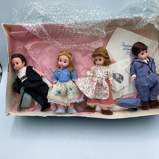 Madame Alexander Vintage  Set Of 4 Honeymooners Set 1950's