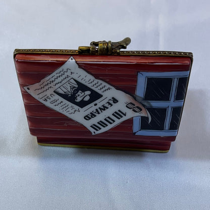 Peint Main Limoges France Marque Deposee Signed PV Hand Painted Wanted Poster Box Mini Removable Revolver