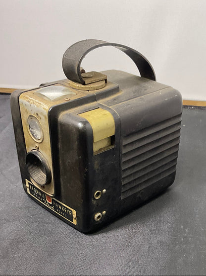 Vintage 1949-1961 Kodak Brownie Hawkeye Camera Untested