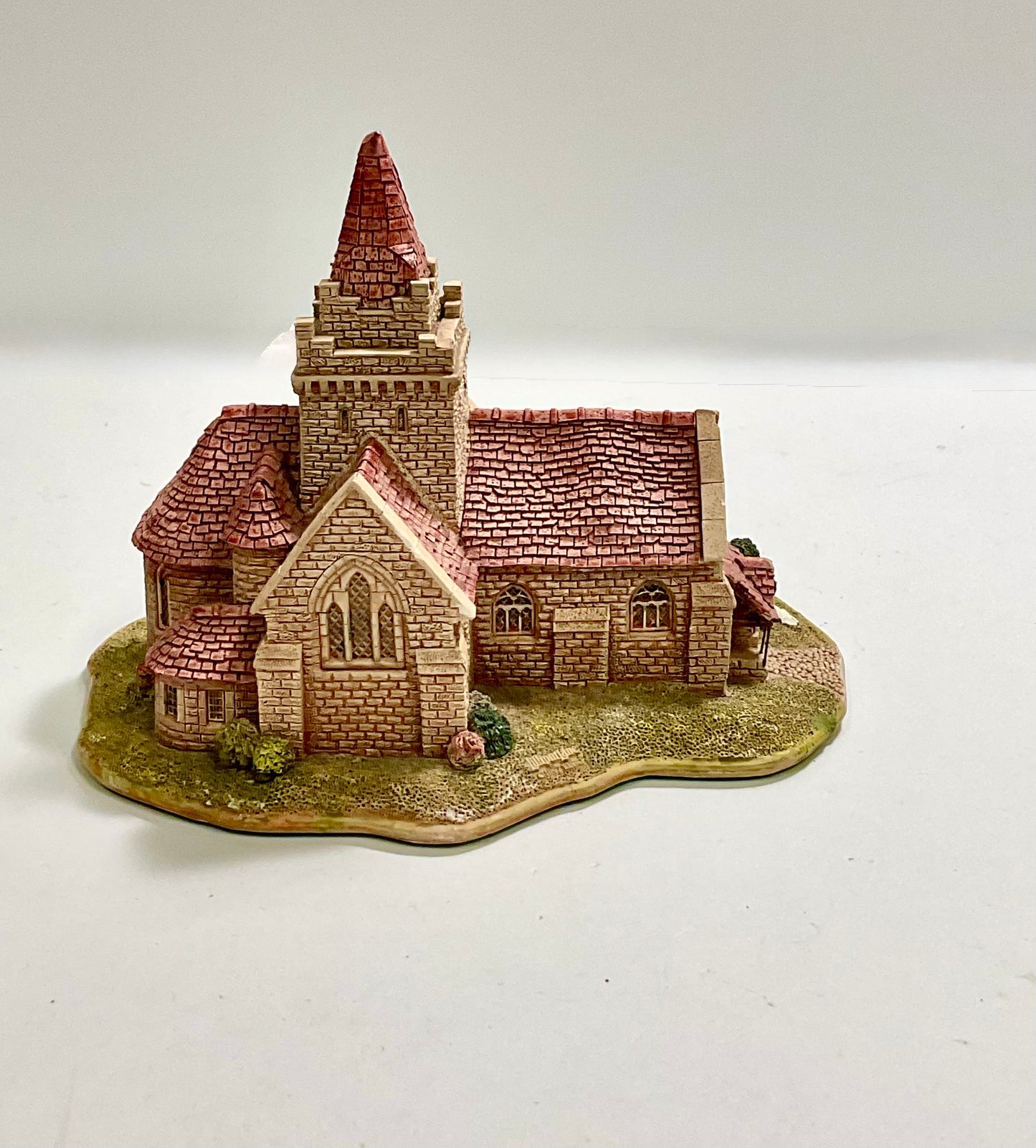 Lilliput Lane Collectible Crathie Church Balmoral