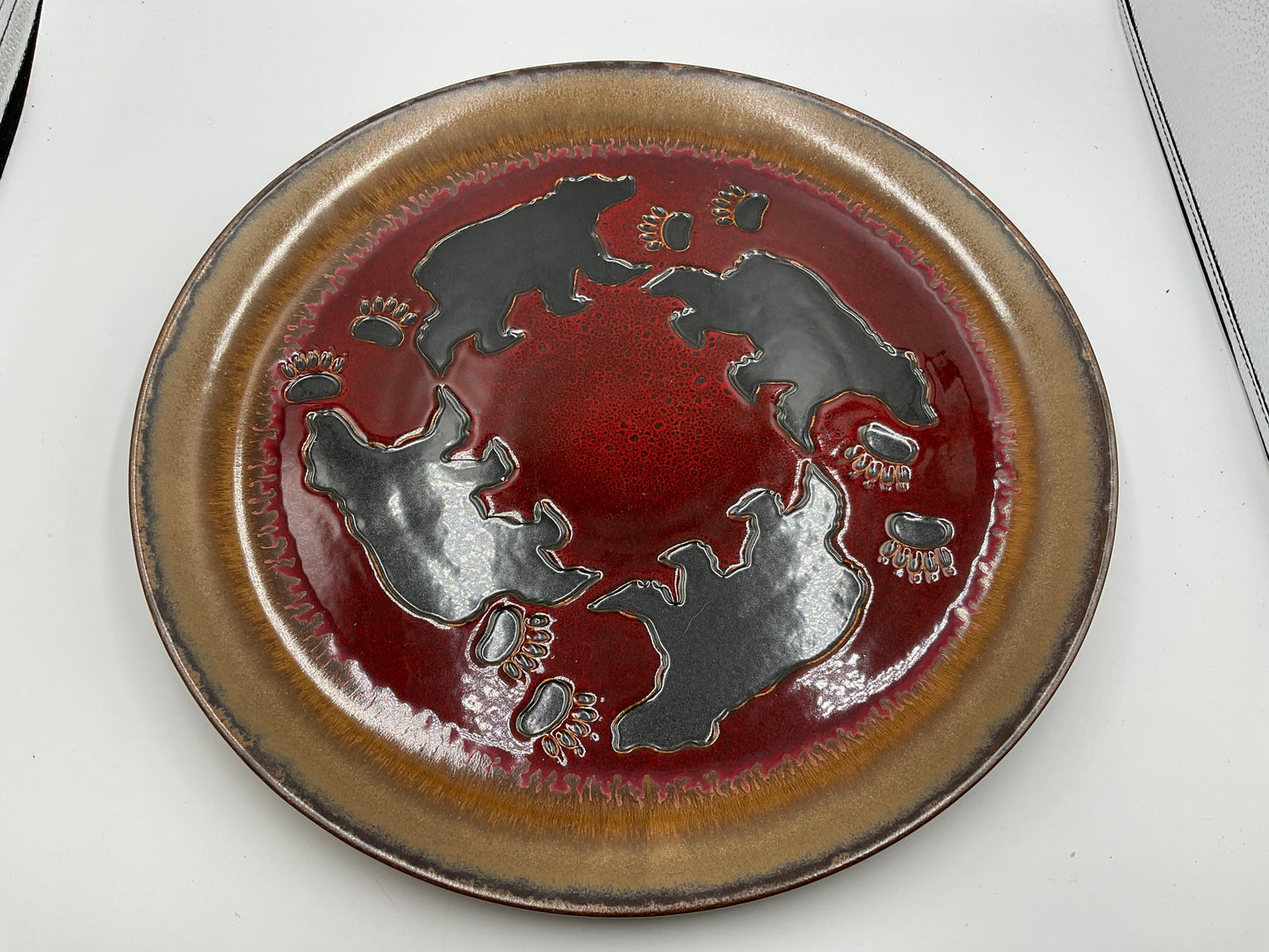 Rustic Bear Round Ceramic Serving Platter Red Brown Lodge Cabin Decor