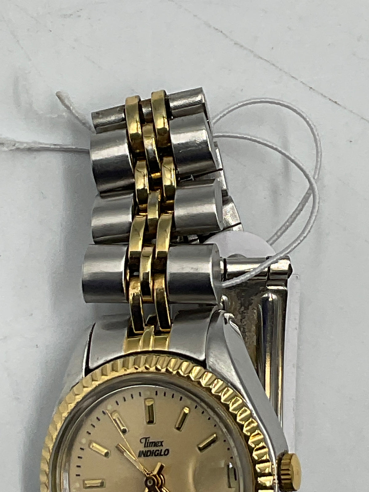Vintage Timex Two Tone Quartz Watch Champagne Dial Date New Battery Working