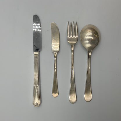 William Rogers Mfg Co 1865–1898 Antique International Silver I.S. Vintage Silverware Set