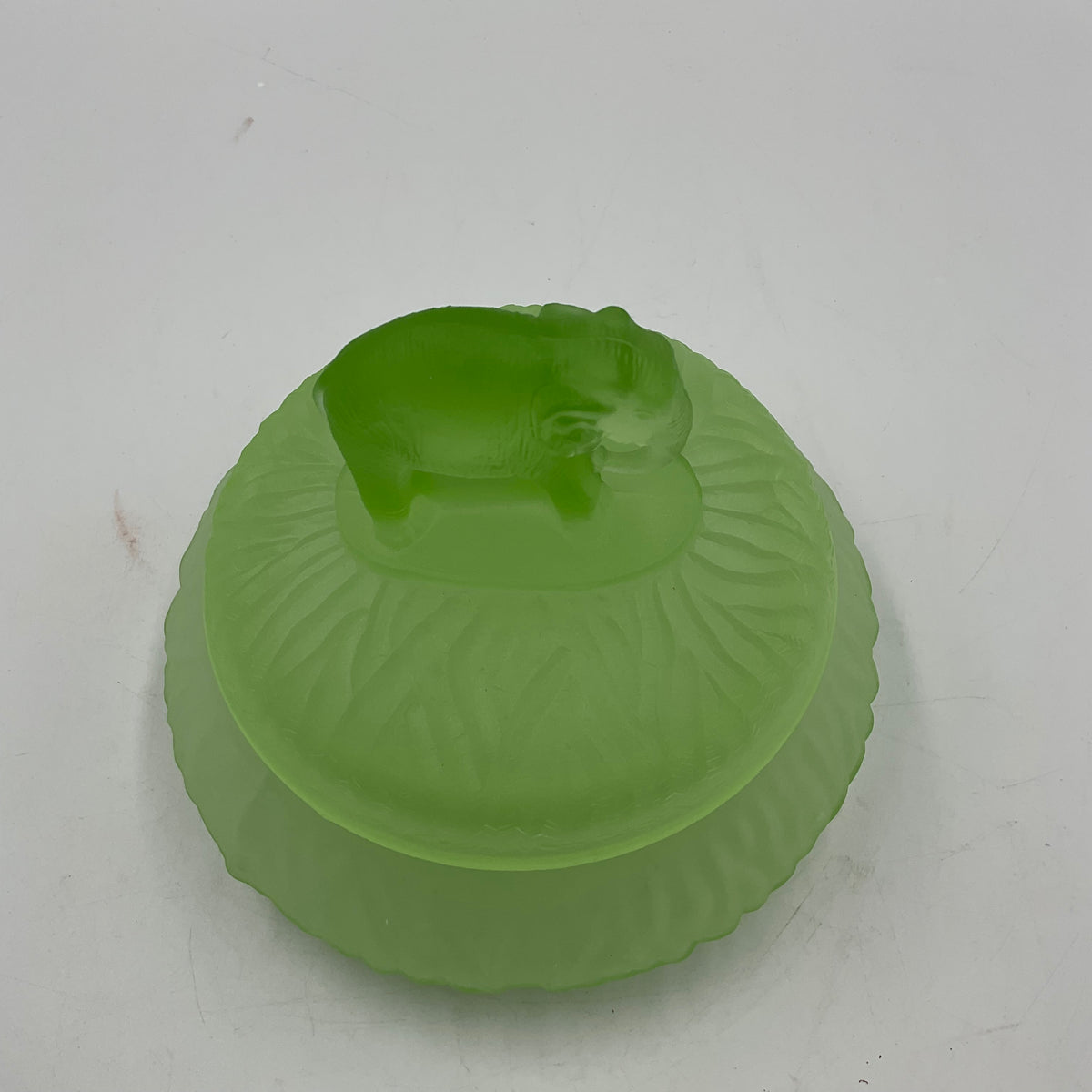 Elephant Powder Jar L.E Smith Frosted Green Uranium Glass