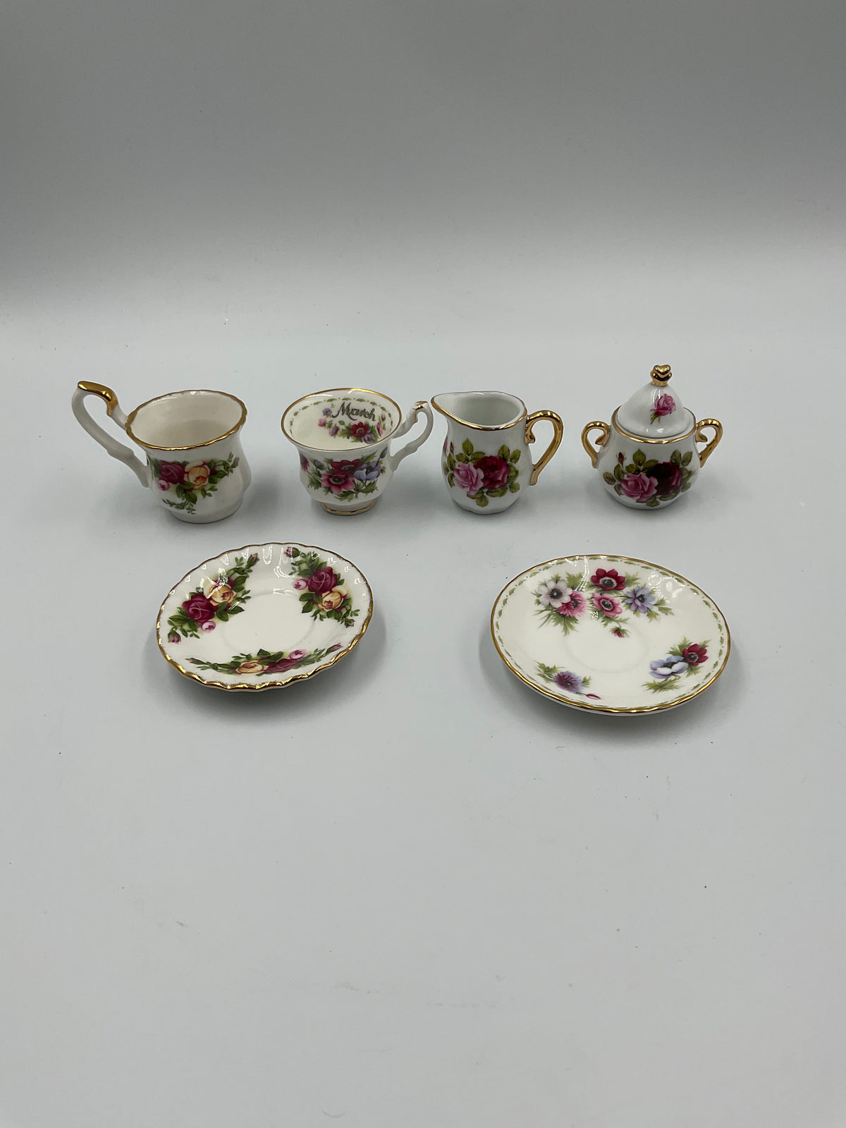 Royal Albert Old Country Roses Le Petite Miniature Tea Set 6 Pc