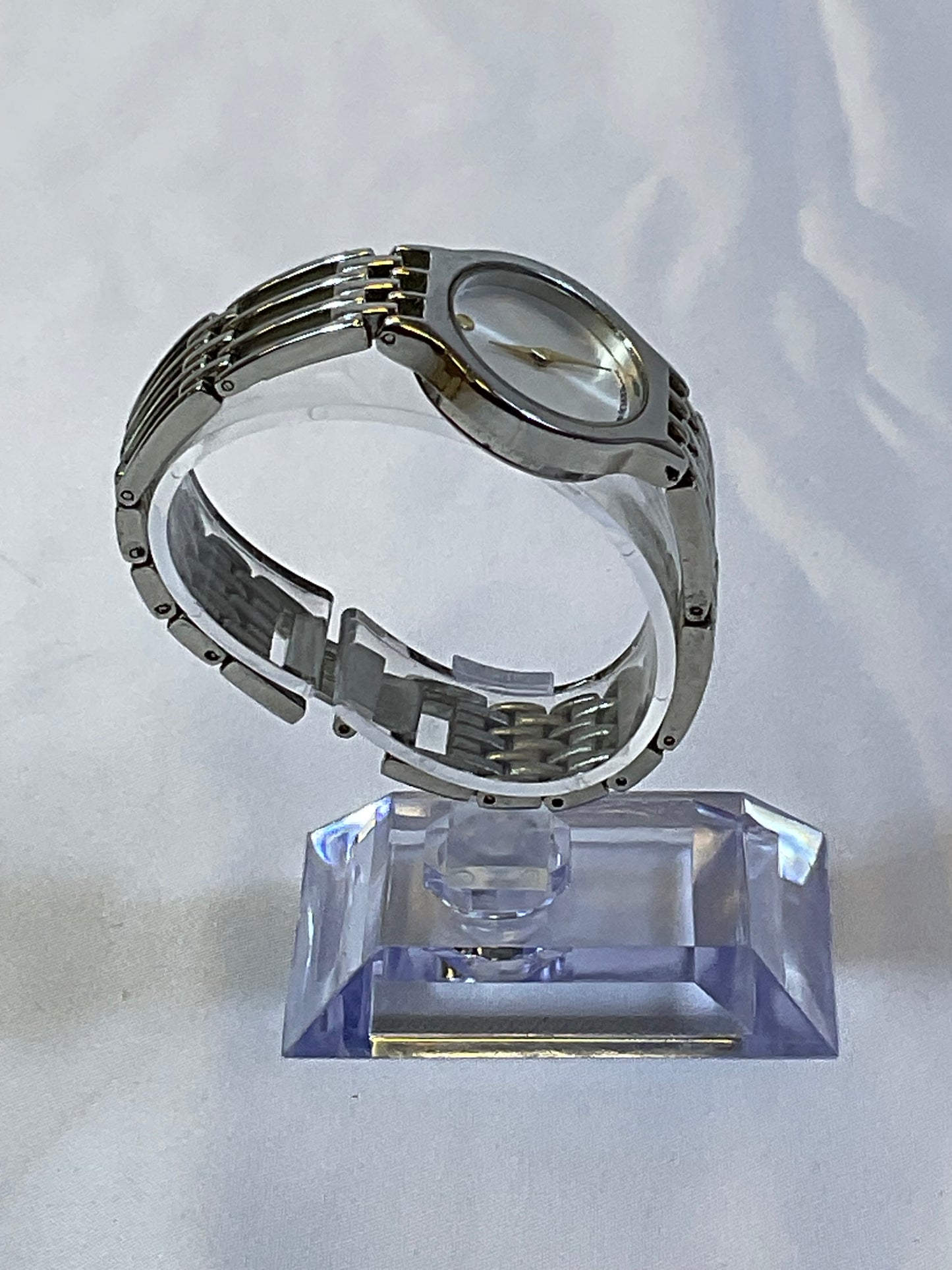 Movado 7777 Silvertone Women's Watch Goldtone Accents Pre-Owned