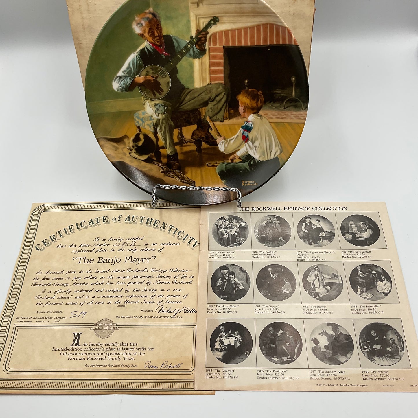 Ready JB Edwin M.Knowles Bradford Exchange Limited Edition The Banjo Player China Plate with COA in Original Box