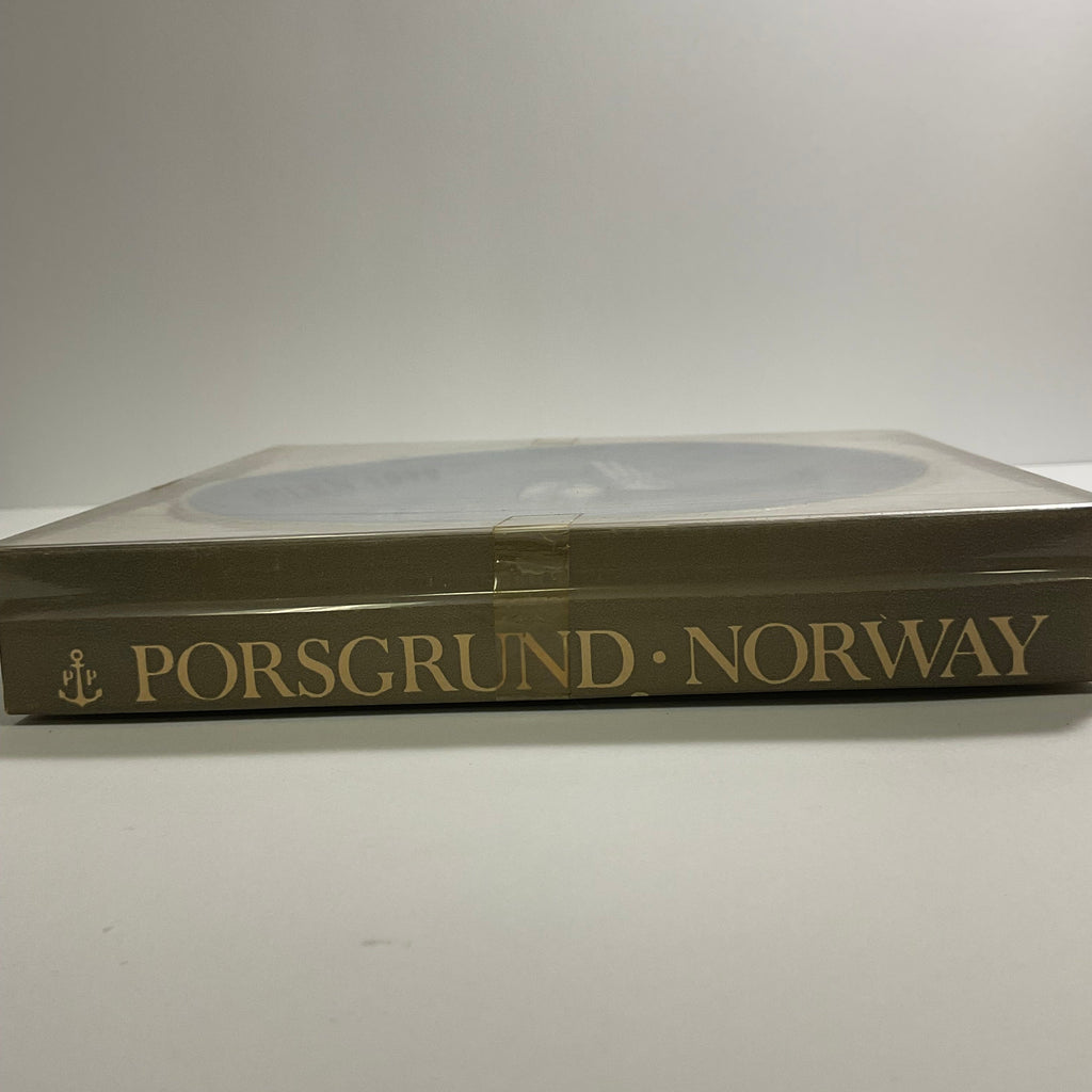 Julen Vintage 1972 Norwegian Porsgrund Plate With Original Box