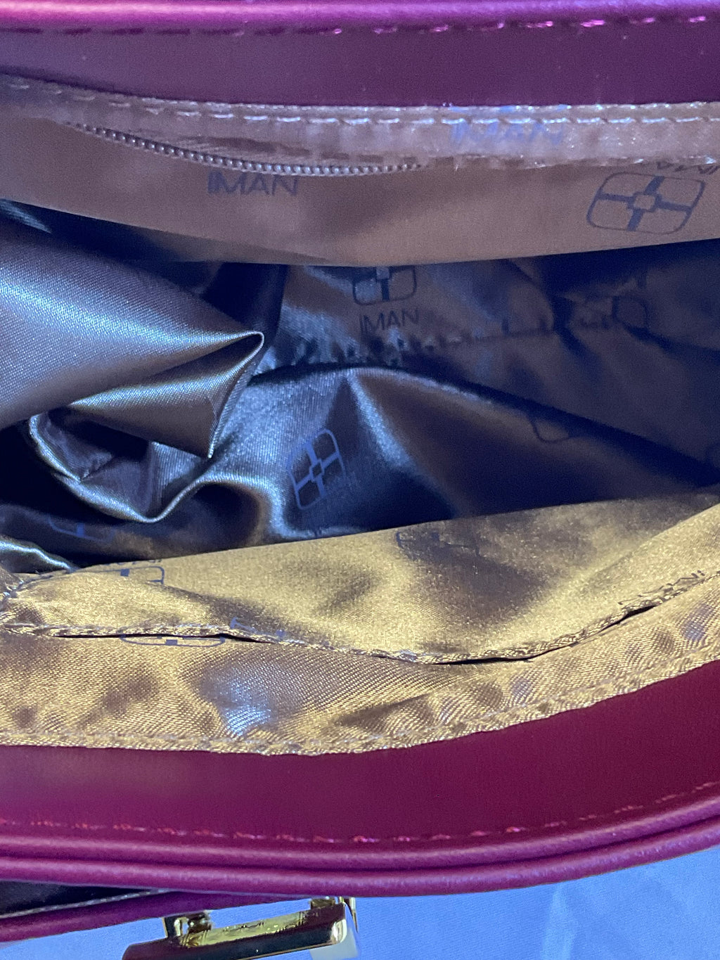 IMAN Global Chic Luxurious Suede and Leather Blue Red Handbag New with Tags