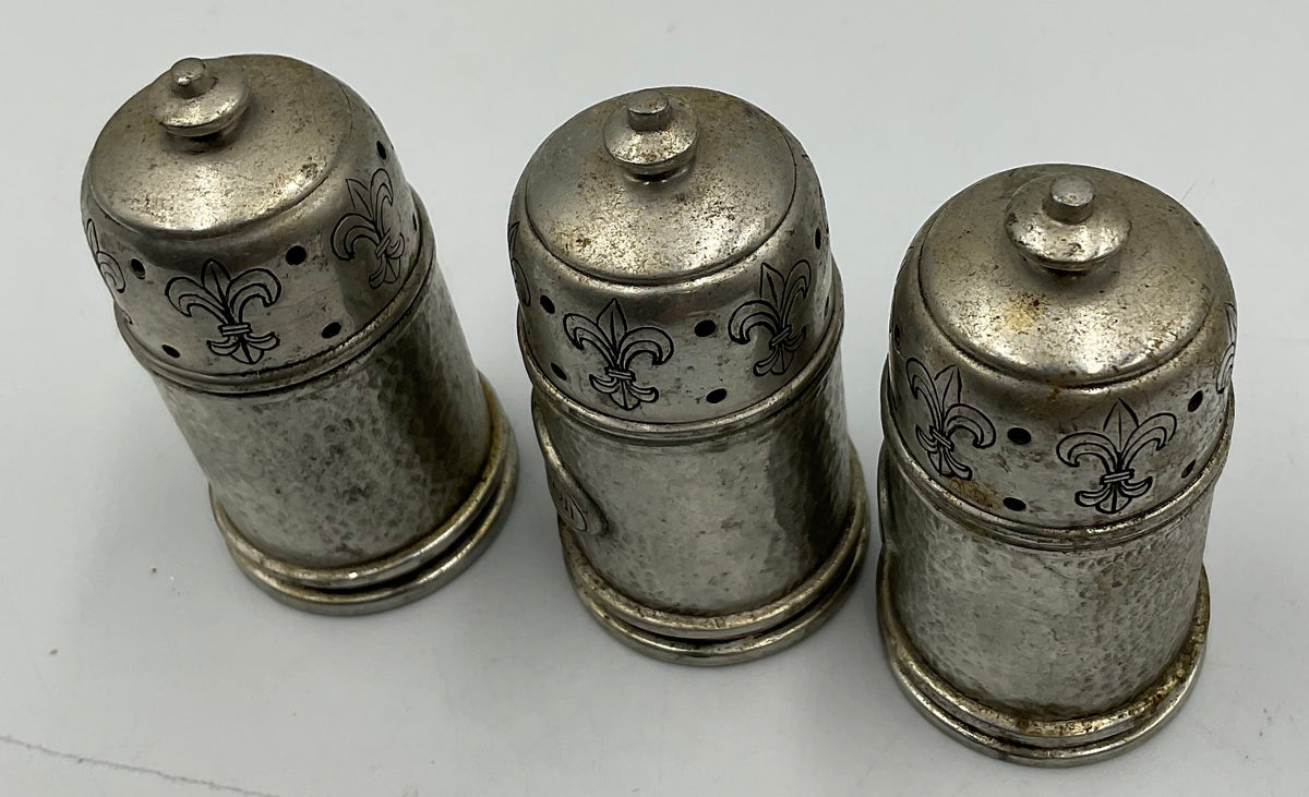 Vintage Hammered Sliver Tone Spice Shakers (Cinnamon, Cocoa & Nutmeg)