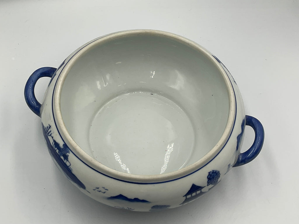 Blue and White Porcelain Lidded Soup Tureen Butterfly Handle Chinoiserie