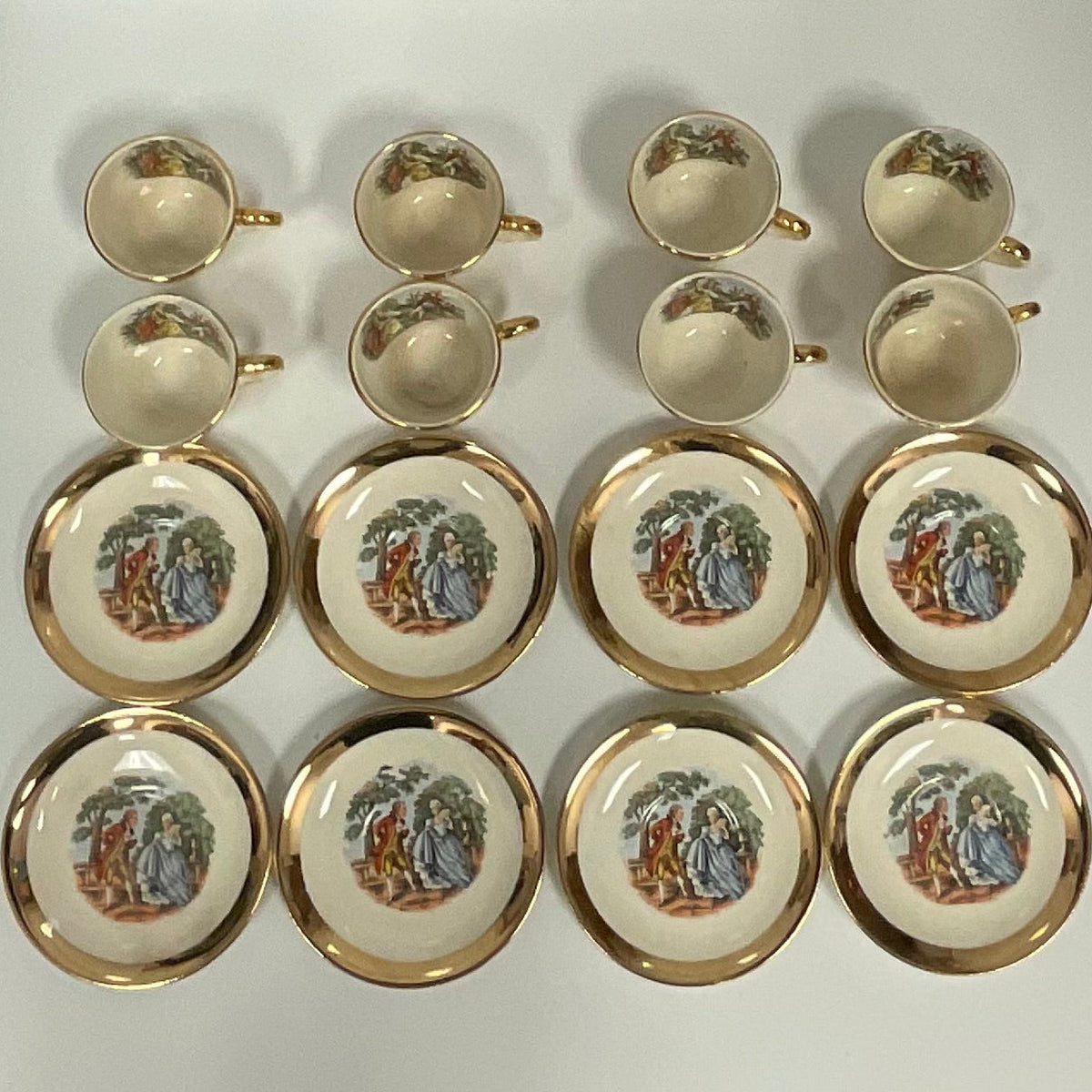 22K Gold 16 Piece Set Vintage Hand-Painted Colonial Teacups Saucers