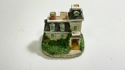 The Dubois Mansion Liberty Falls Americana Collection