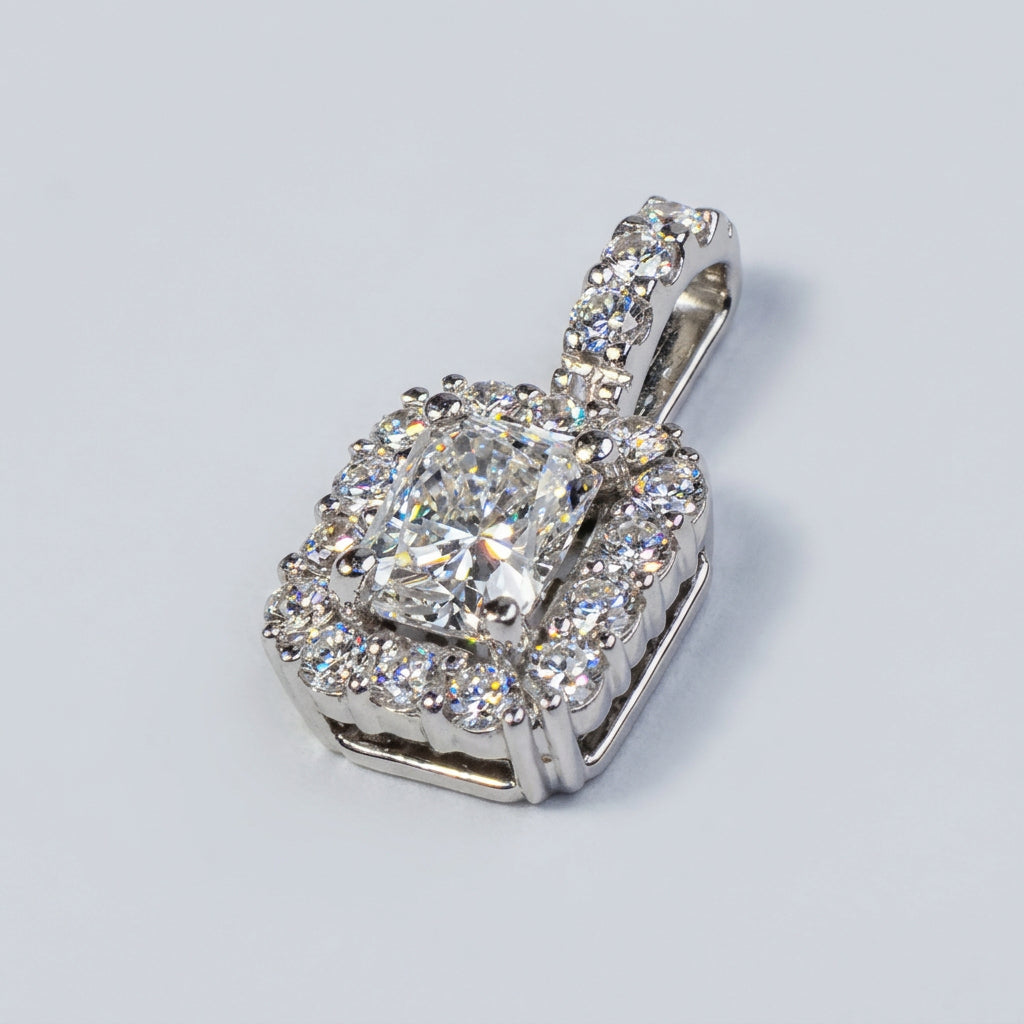 14K Gold 2/3 Carat Diamonds 0.40 CT Center Radiant Emerald Cut Pendant RSJ