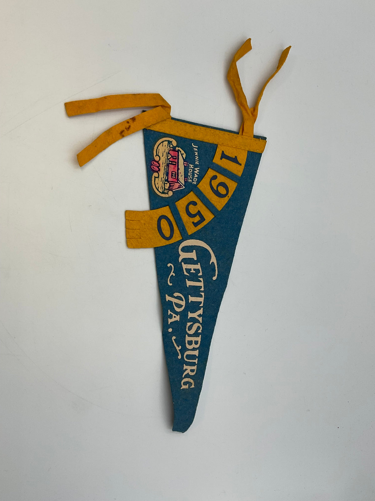 Vintage Souvenir & Collegiate Felt Pennant Banners
