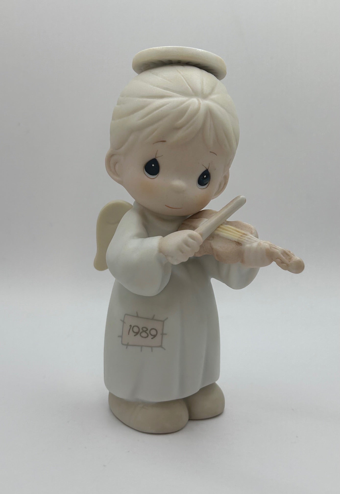 Precious Moments Vintage Special 1989 Issue Oh Holy Night Porcelain Figurine