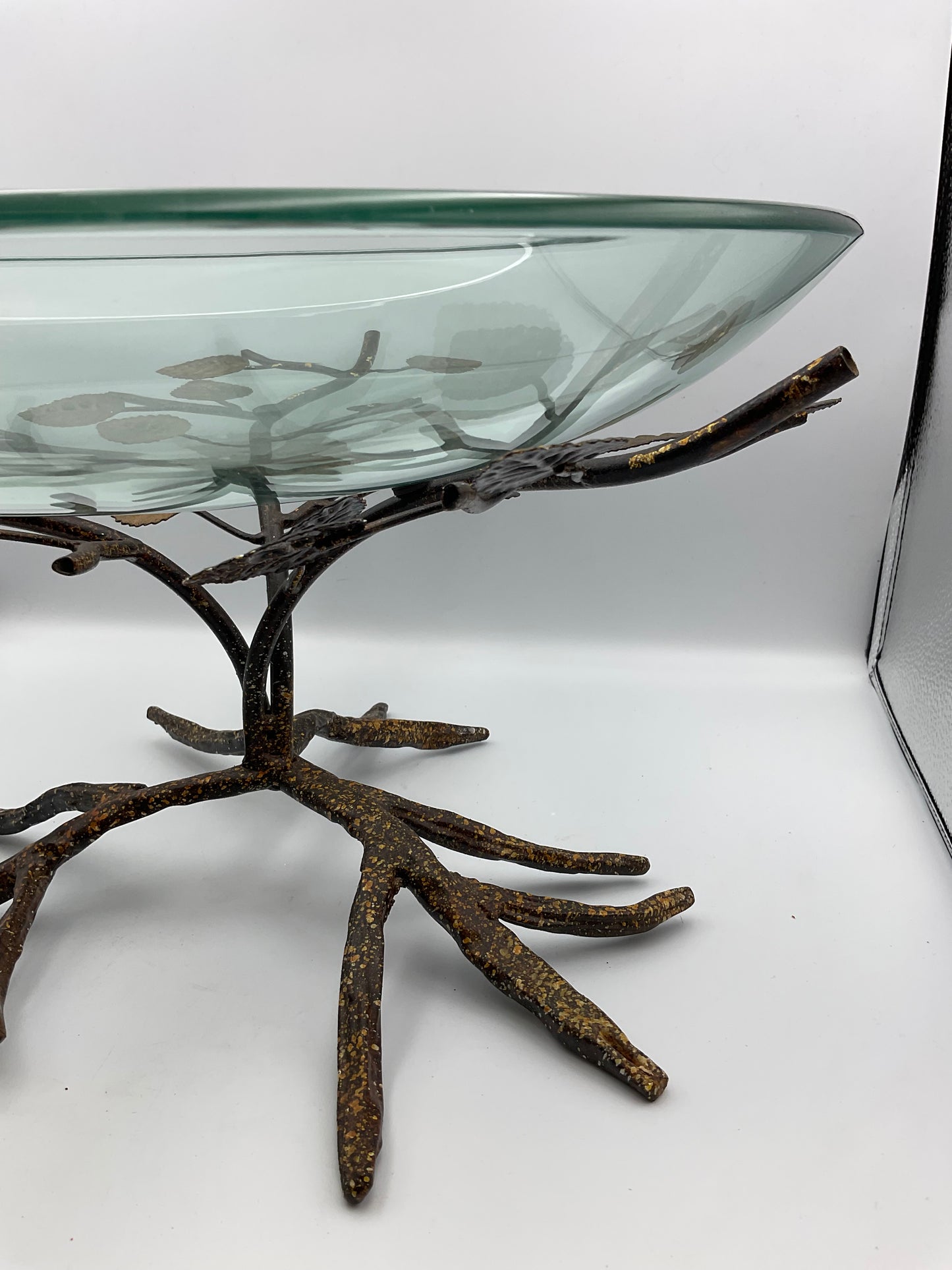 Kensington oversized glass bowl with twig and leaves base