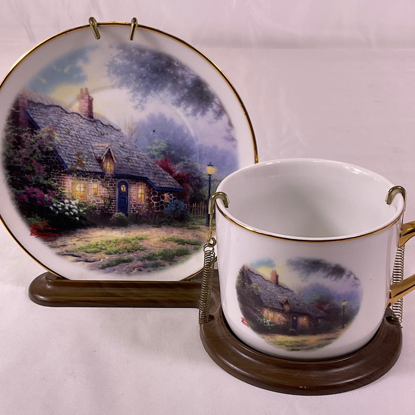 Thomas Kinkade Moonlight Cottage Teacup Display Set Teleflora Gifts