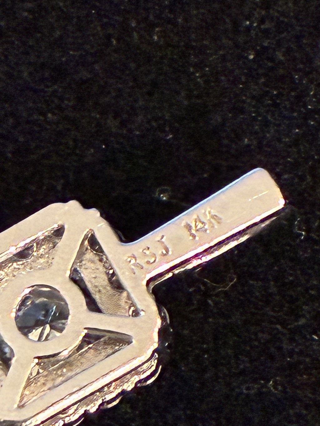 14K Gold 2/3 Carat Diamonds 0.40 CT Center Radiant Emerald Cut Pendant RSJ
