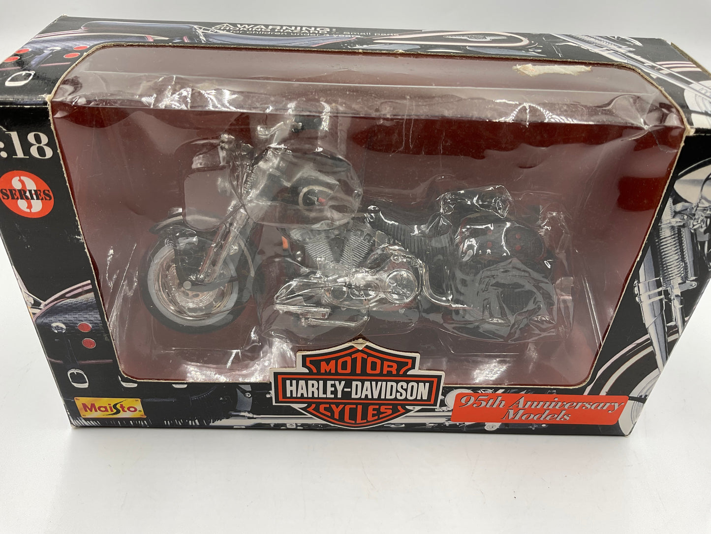 Harley Davidson 95th Anniversary Model Series 3 Die Cast Replica