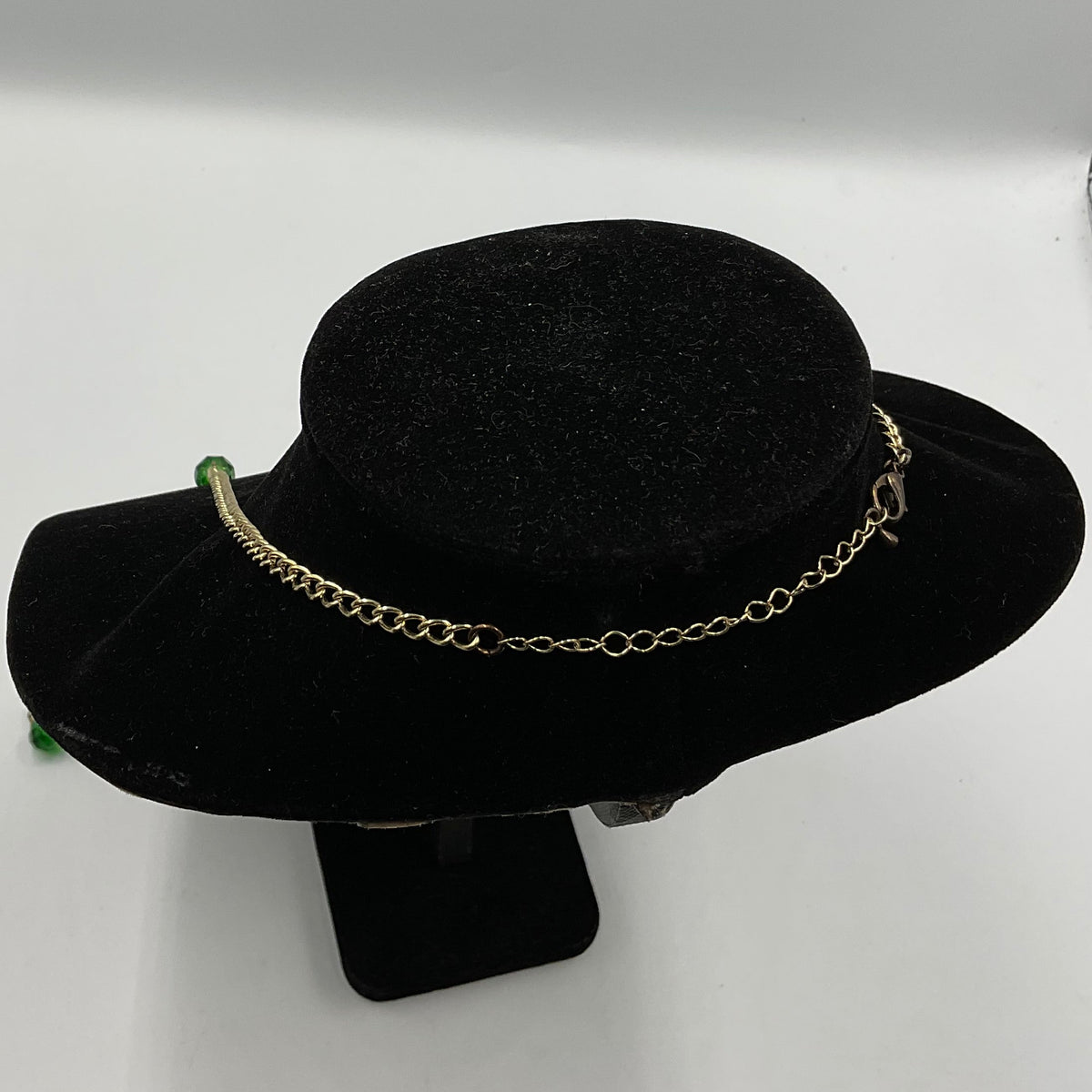 Emerald Green and Amythyst Color Goldtone Necklace Fashion Jewelry