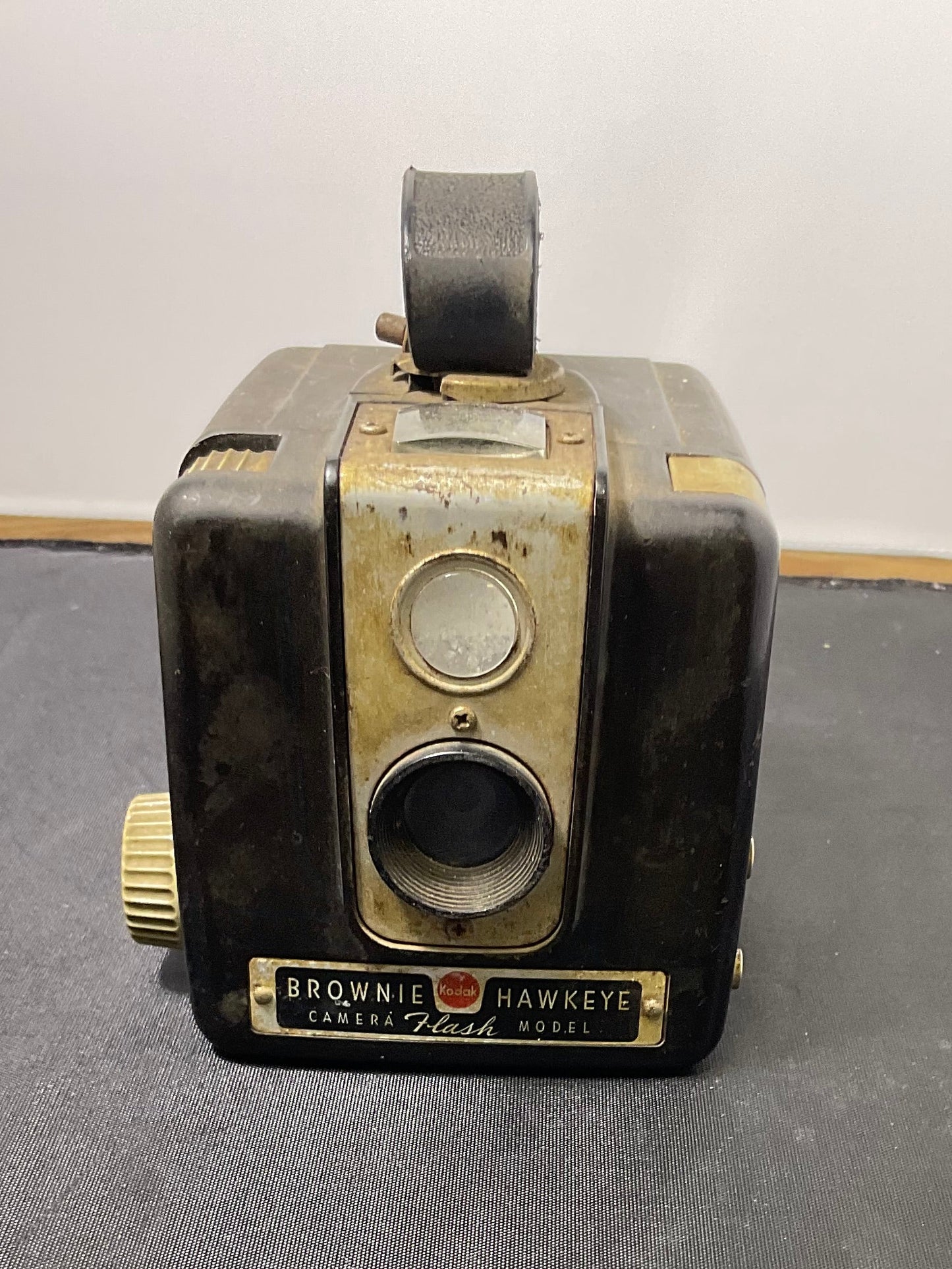 Vintage 1949-1961 Kodak Brownie Hawkeye Camera Untested