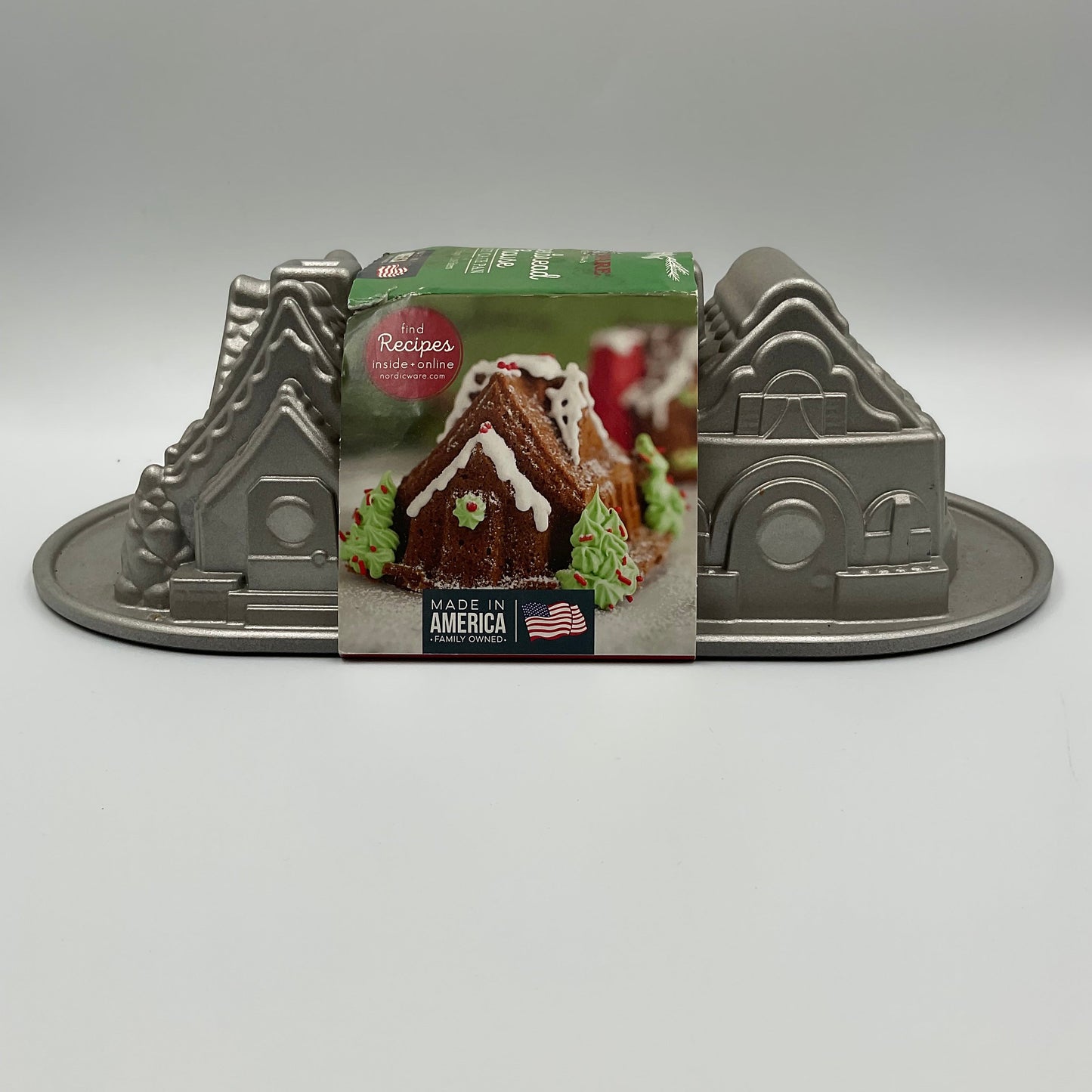 Nordic Ware Platinum Collection Gingerbread House Bundt Pan