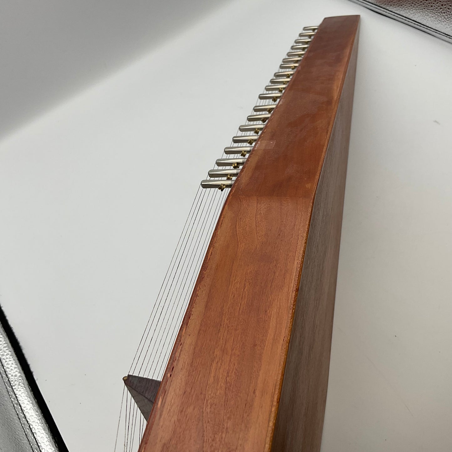 Bowed Psaltery 32 Strings with 2 Bows
