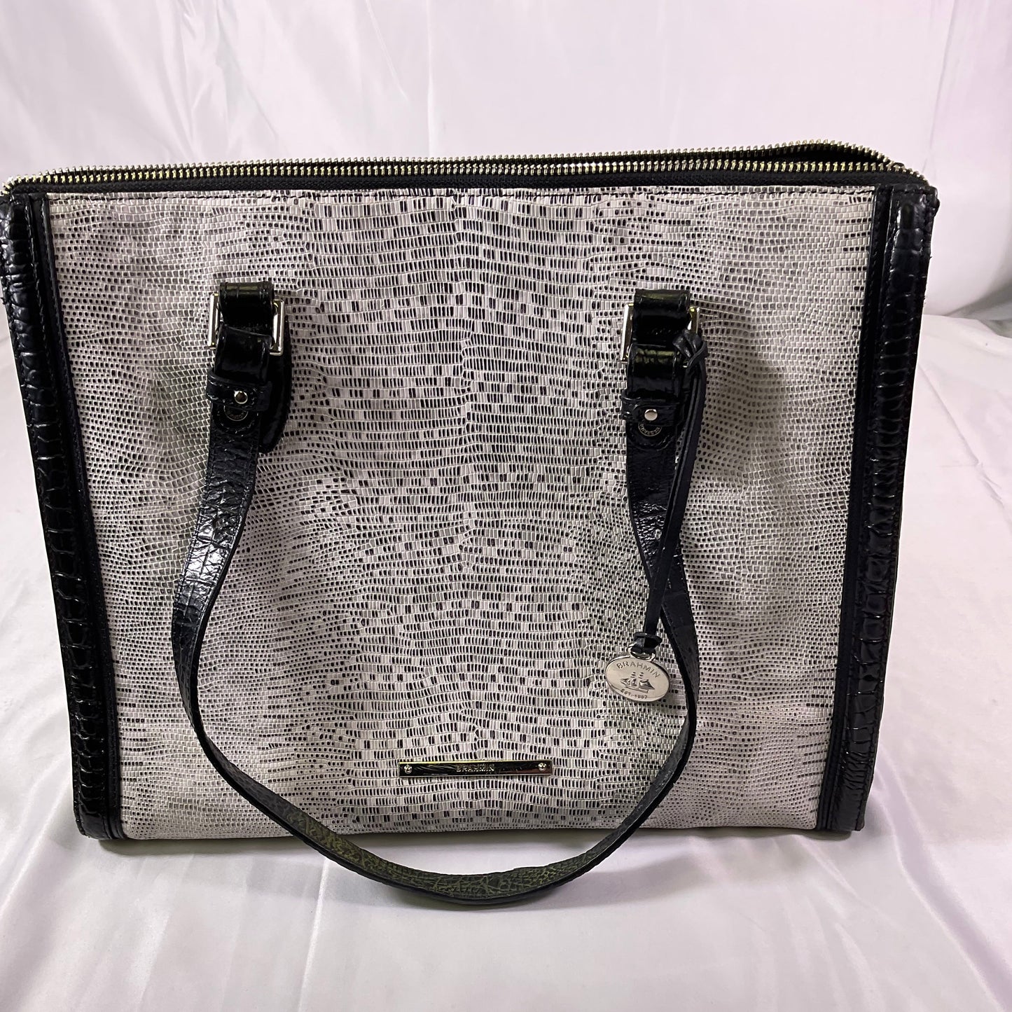 Brahmin Silver and Black Women's Leather Purse Shoulder Bag Faux Snakeskin Design and Metal Accents