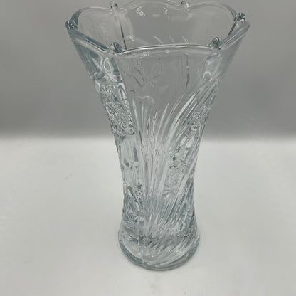 Ready JB Crystal Glass Vase Featuring Sunflower