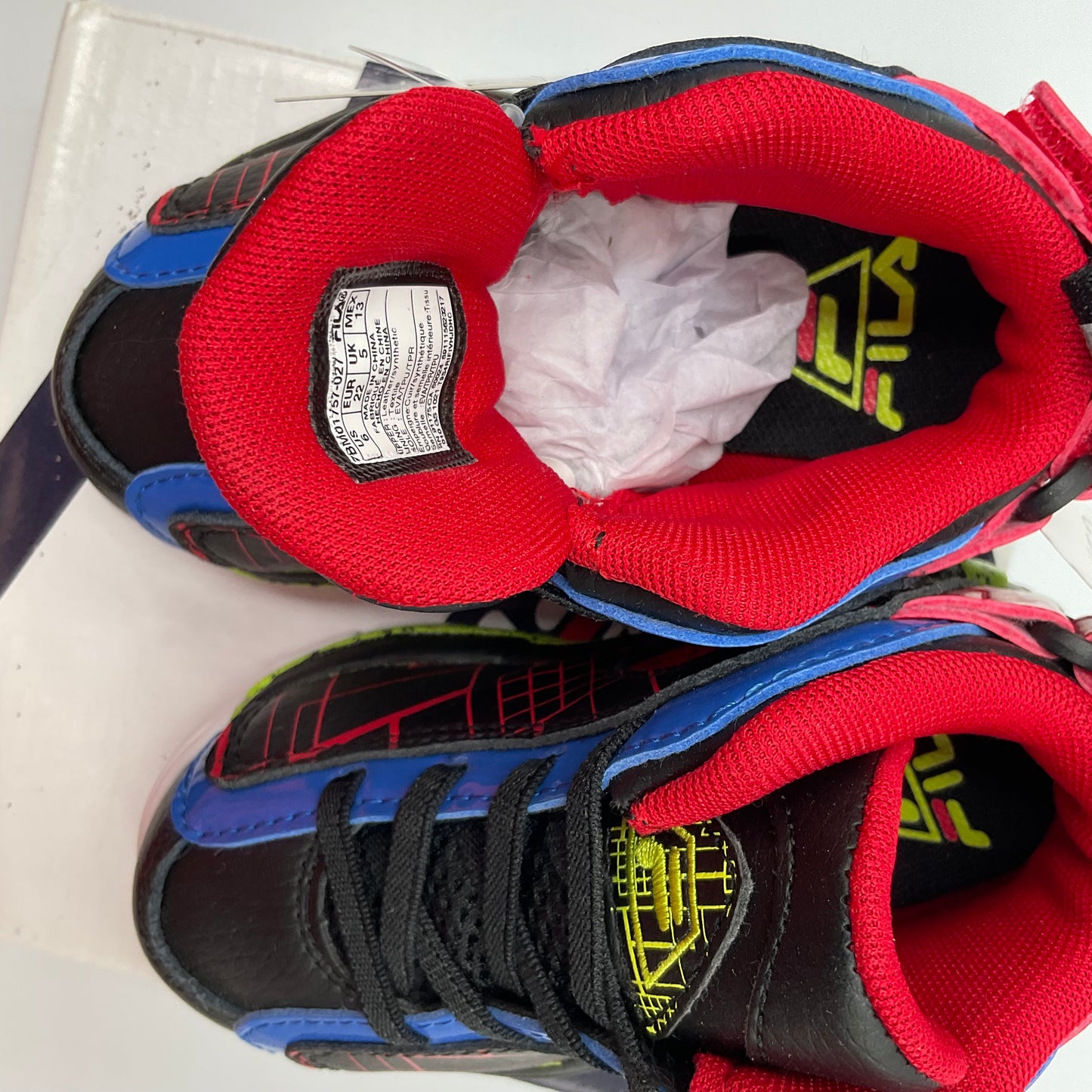 Fila Kids Grant Hill 2 Black Red Boys Shoe Size 6 Infants New with Tags
