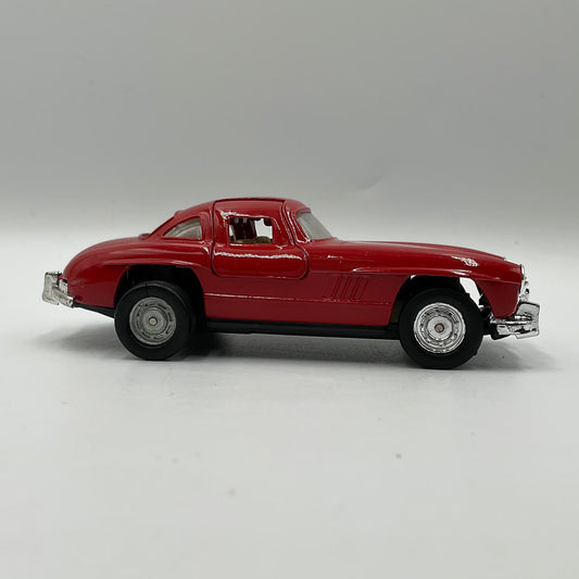 1950's 1/40 Scale Model Red Kinsmart Mercedes-Benz 300SL Die-Cast Scale Model Replica Car
