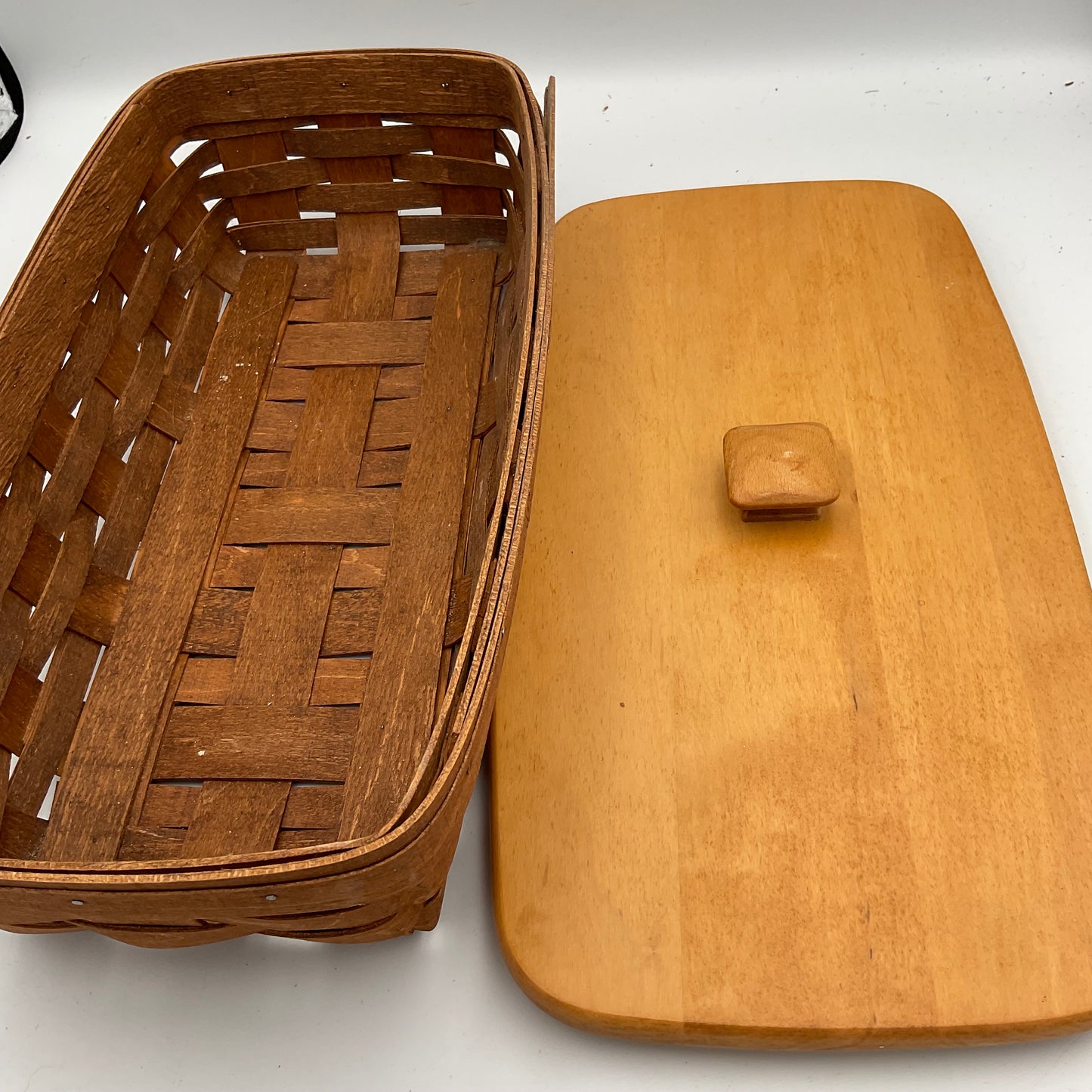 Longaberger Large Wooden Basket with Lid
