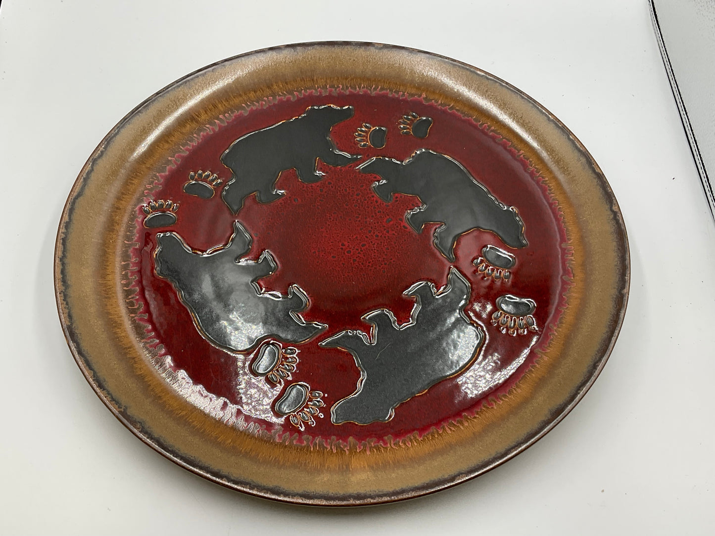 Rustic Bear Round Ceramic Serving Platter Red Brown Lodge Cabin Decor