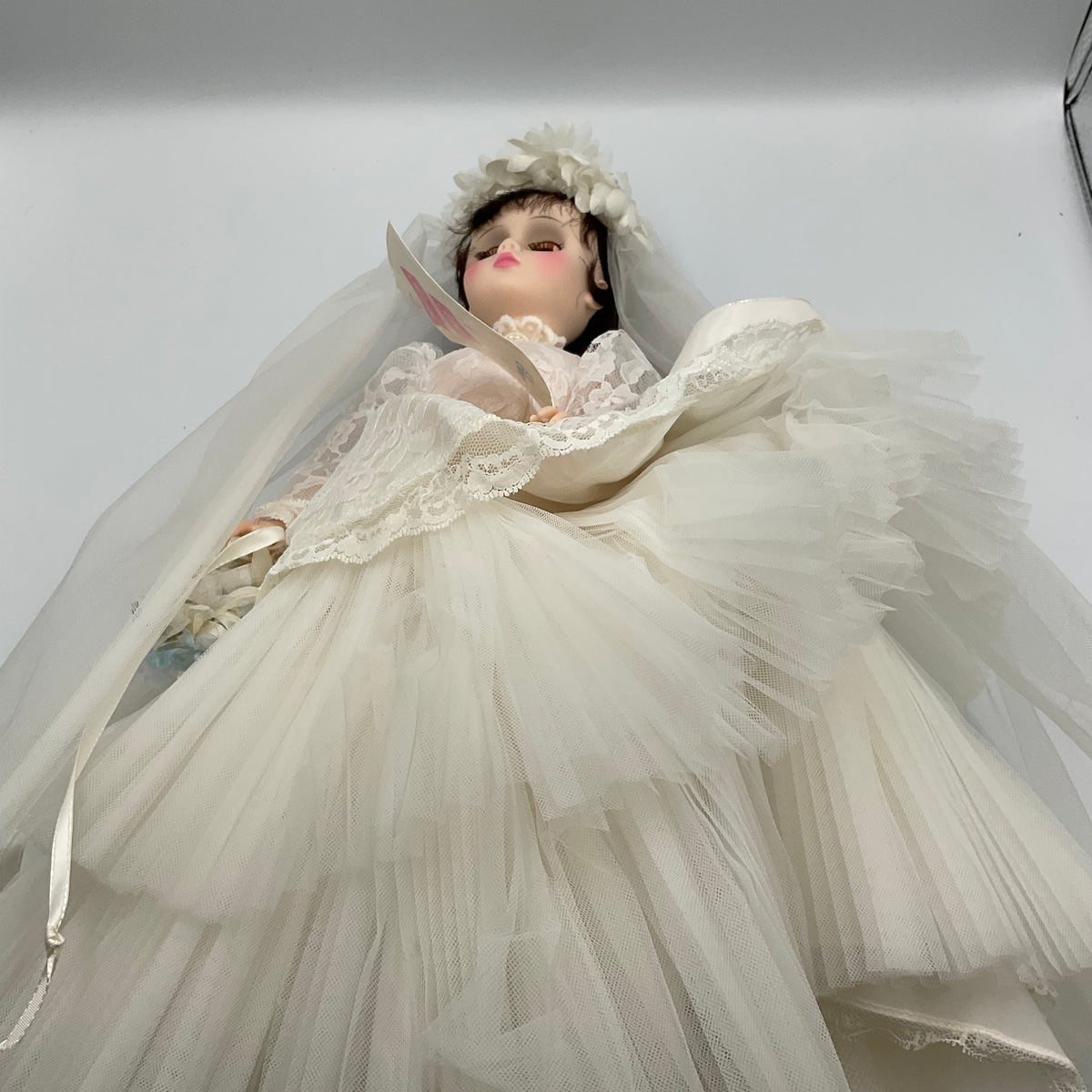 Vintage Madame Alexander Elise Bride Wedding Doll with veil