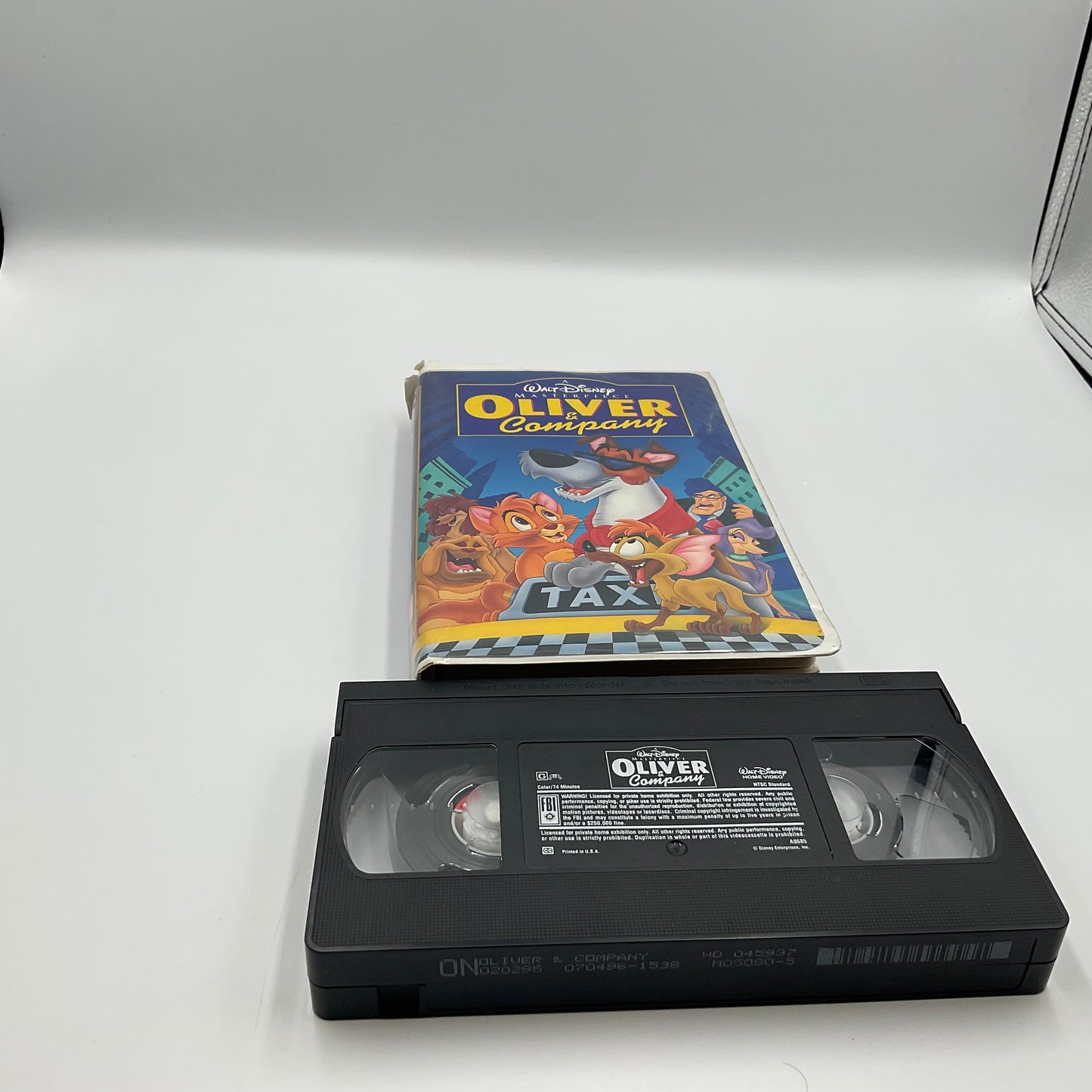 Walt Disney Masterpiece Oliver & Company VHS Tape