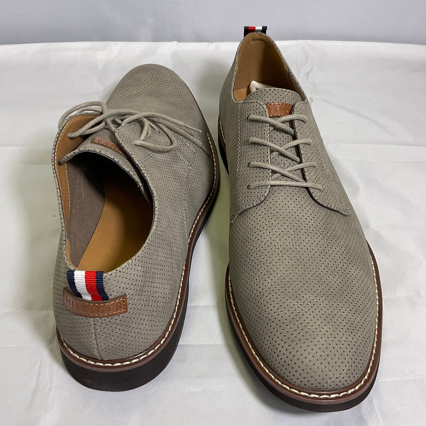 Tommy Hilfiger Light Earth Grey Leather Men's Lace Up Oxford Shoes Size 13 Original Box Style Garson 6
