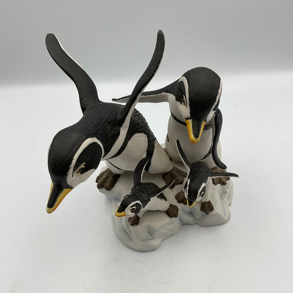 Franklin Mint Watch Me Hand Painted Porcelain Penguins Figurine 1989