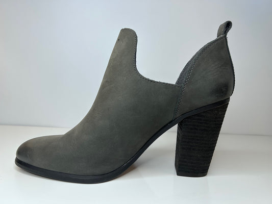 Vince Camuto Ankle Boot Heel Size 10 Women’s Shoes