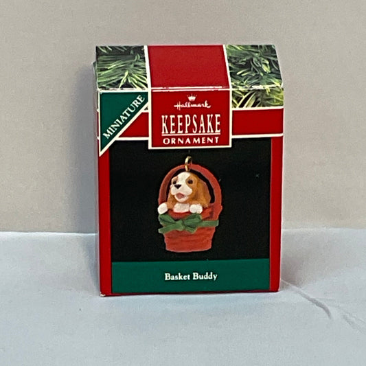 Hallmark 1990 Basket Buddy Puppy Dog miniature Christmas Ornament