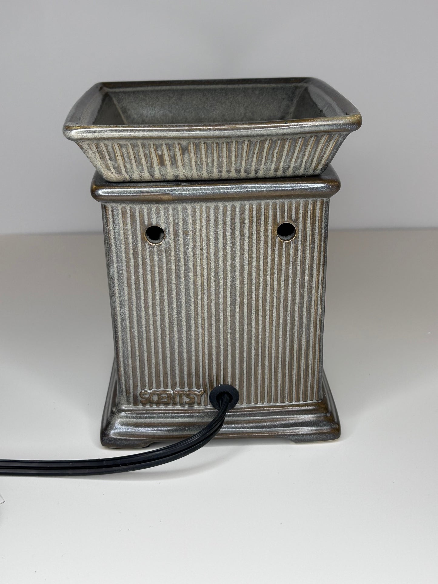 Scentsy JANE Wax Oil Warmer Full Size Wrought Iron Rustic Design #19428