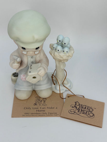 Precious Moments Vintage 1992 Members Only Figurine Only Love Can Make A Home Orig Box