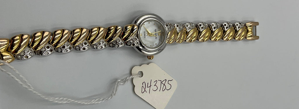 Gruen Two Tone Braided Band Watch New Battery Working Condition