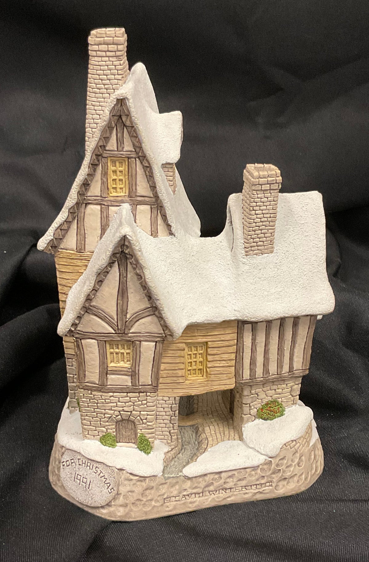 Fred's Home Vintage 1991 David Winter Cottages Handmade Hand-Painted